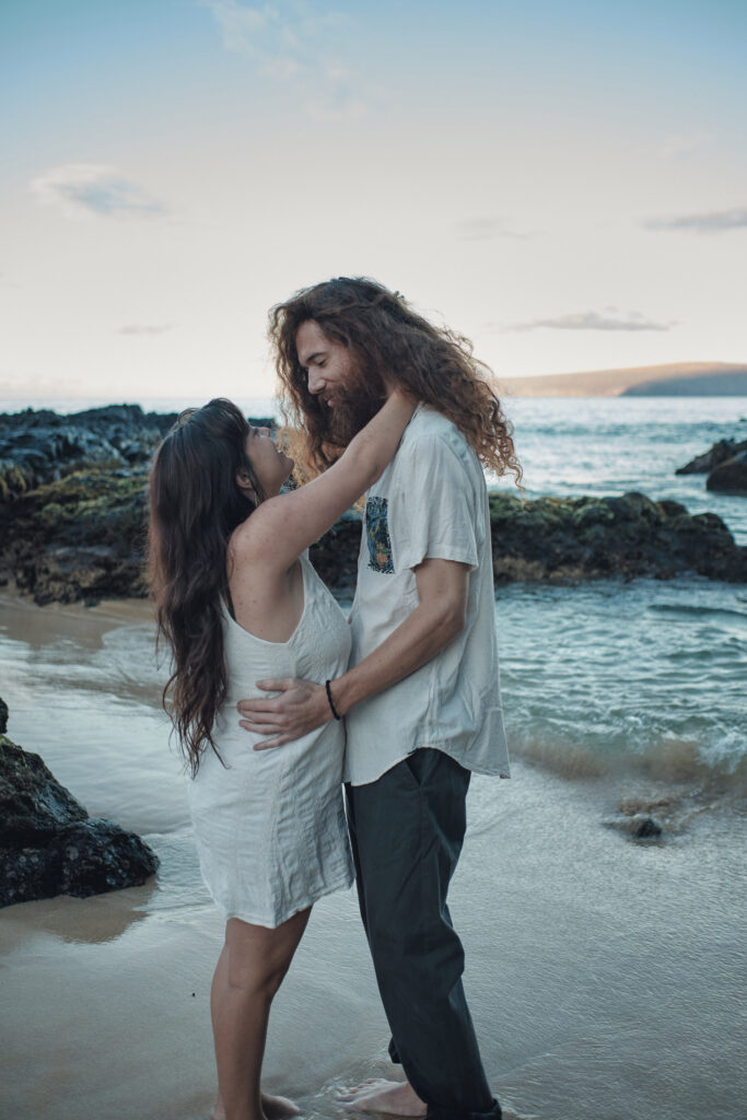 Simplistic elopement in Hawaii.